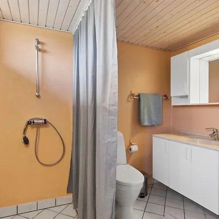 Espen - 300m From The Sea By Interhome *